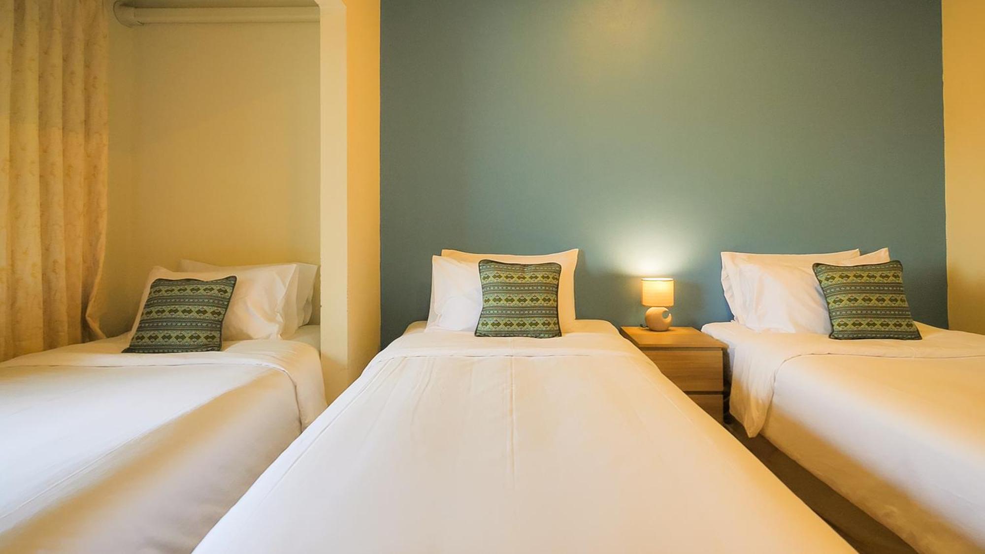 Siam Avari Hotel, Чианграй Экстерьер фото