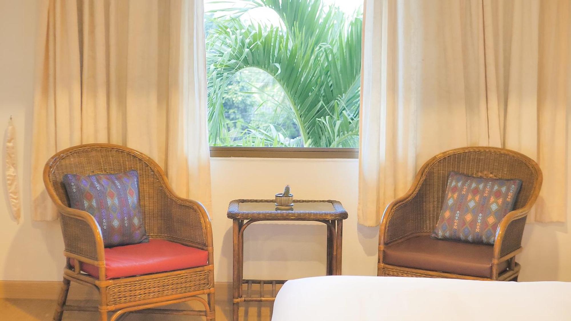 Siam Avari Hotel, Чианграй Экстерьер фото
