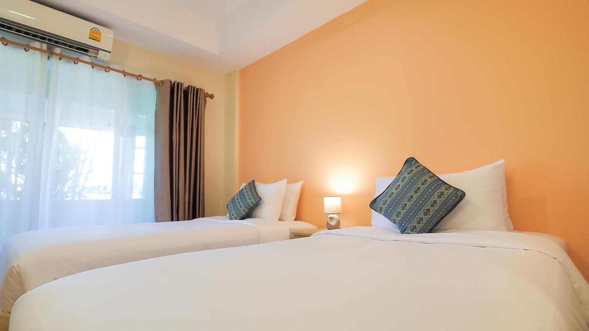 Siam Avari Hotel, Чианграй Экстерьер фото